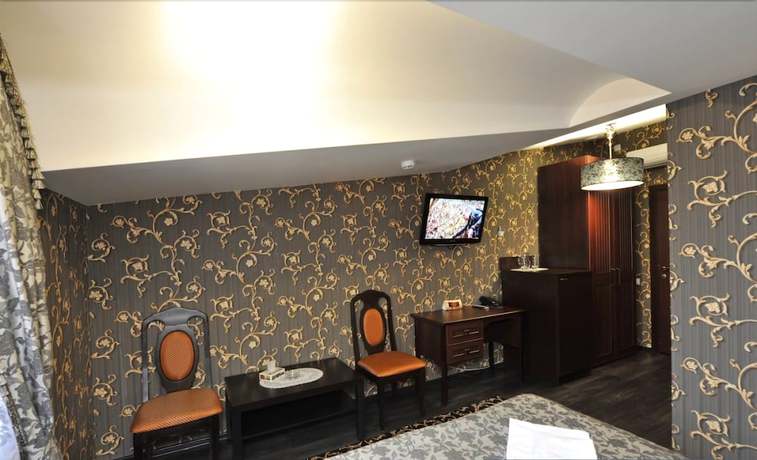 Imagen de la habitación del Hotel Frant. Foto 15
