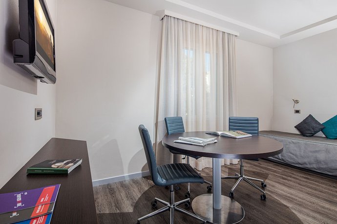 Imagen de la habitación del Hotel Franz. Foto 11