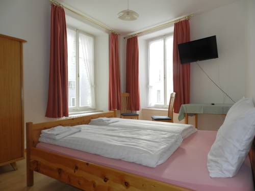 Imagen de la habitación del Hotel Franziskaner, CHUR . Foto 11
