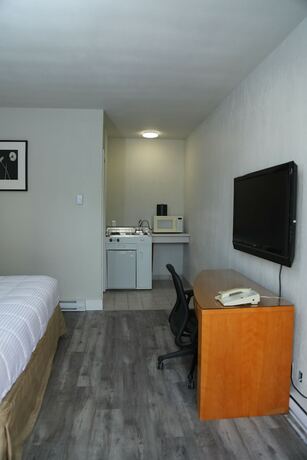 Imagen de la habitación del Hotel Fraser Inn. Foto 17
