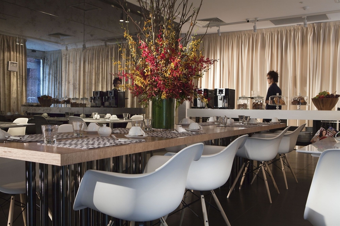 Imagen del bar/restaurante del Hotel Fraser Place Melbourne. Foto 4