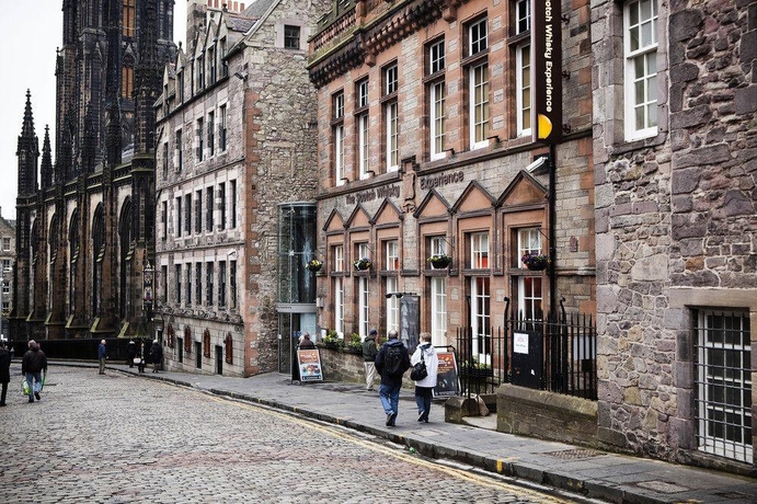 Imagen general del Hotel Fraser Suites Edinburgh. Foto 12