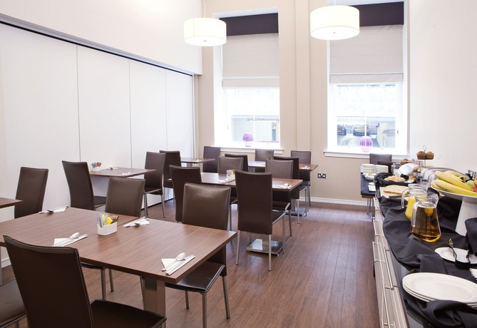 Imagen del bar/restaurante del Hotel Fraser Suites Glasgow. Foto 3