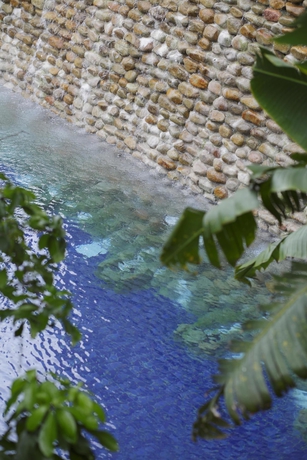 Imagen de la piscina del Hotel Fraser Suites Hanoi. Foto 16
