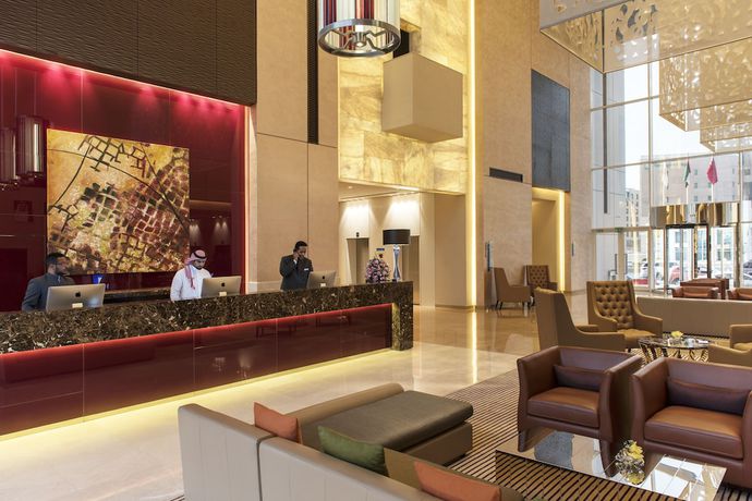 Imagen de los interiores del Hotel Fraser Suites Riyadh. Foto 18