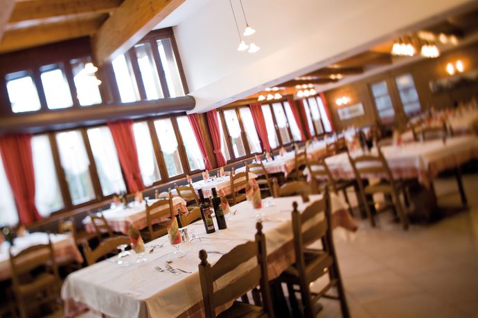 Imagen de los interiores del Hotel Fratazza. Foto 12