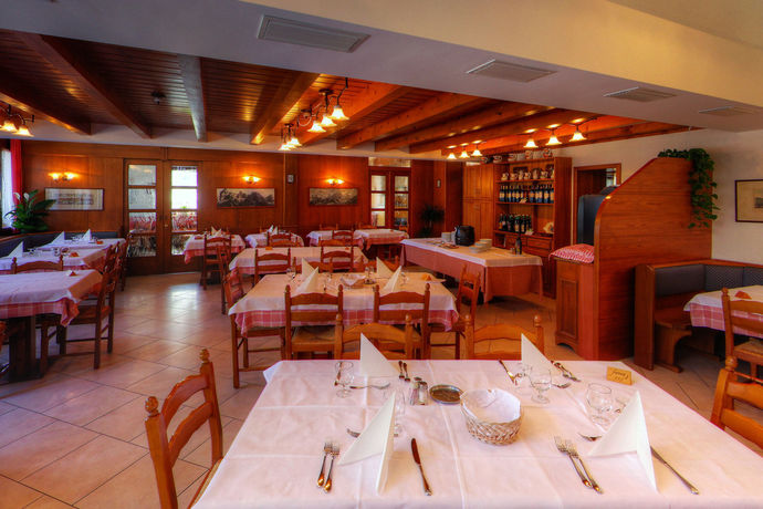 Imagen de los exteriores del Hotel Fratazza. Foto 11