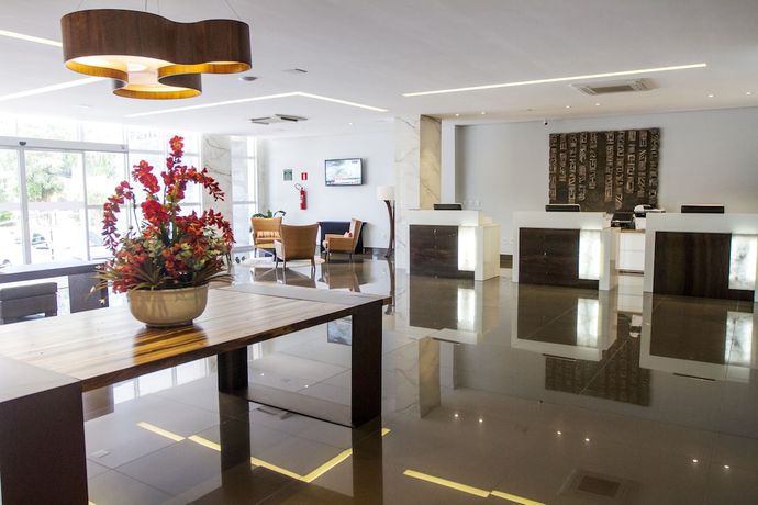 Imagen de los interiores del Hotel Fratele Business. Foto 20