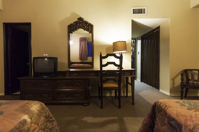 Imagen de los interiores del Hotel Fray Marcos De Niza. Foto 11