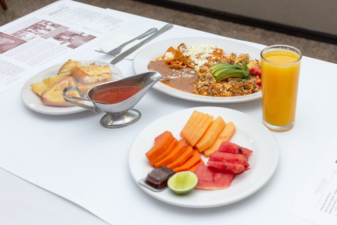 Imagen del bar/restaurante del Hotel Fray Select. Foto 2