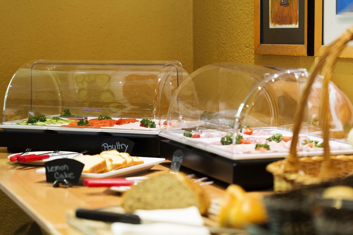 Imagen del bar/restaurante del Hotel Fred Leonhardstrasse | Self Check-in. Foto 5