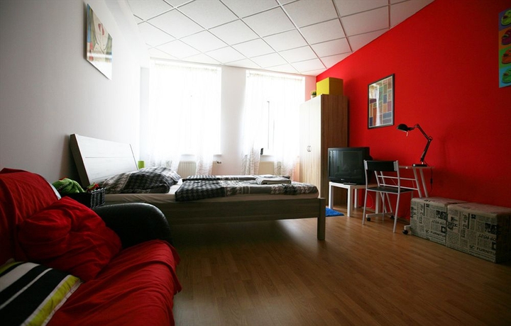 Imagen de los interiores del Hotel Freddie Next To Mercury. Foto 10