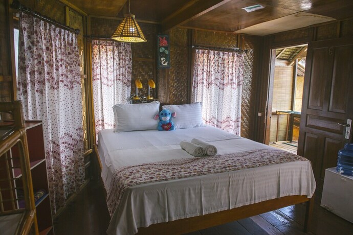 Imagen de la habitación del Hotel Freddies Santai Sumurtiga. Foto 22