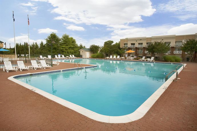 Imagen de la piscina del Hotel Fredericksburg Hospitality House And Conference Ce. Foto 15