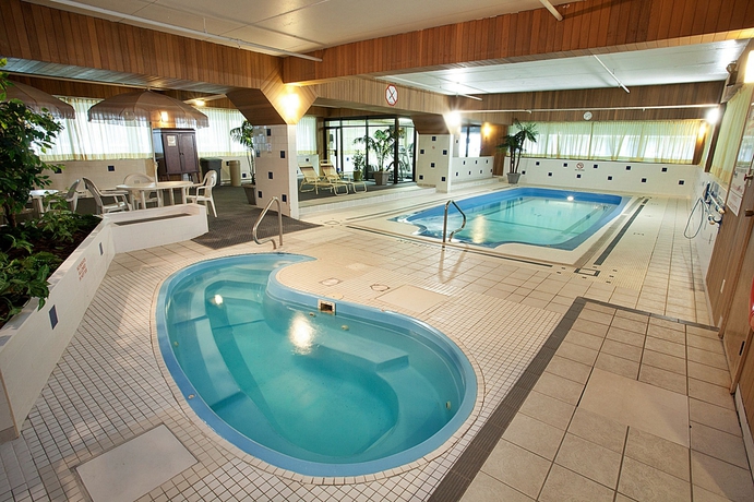 Imagen de la piscina del Hotel Fredericton Inn. Foto 16