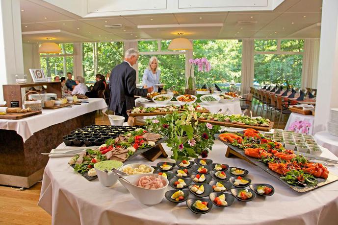 Imagen del bar/restaurante del Hotel Frederiksdal Sinatur and Konference. Foto 5