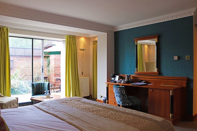 Imagen de la habitación del Hotel Fredrick's Restaurant and Spa. Foto 5