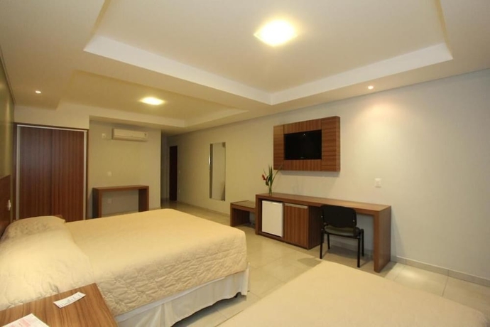 Imagen de la habitación del Hotel Fredy. Foto 11