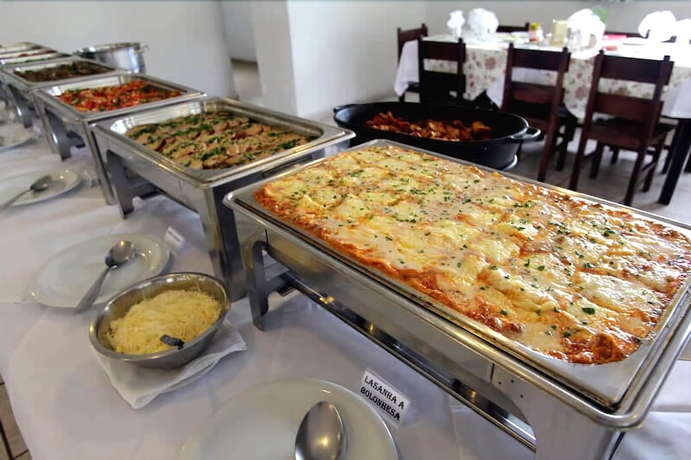 Imagen del bar/restaurante del Hotel Fredy. Foto 7