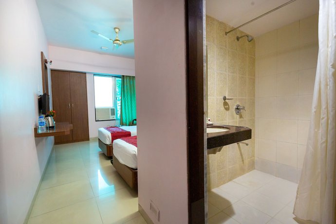 Imagen de la habitación del Hotel Freesia by Express Inn. Foto 8