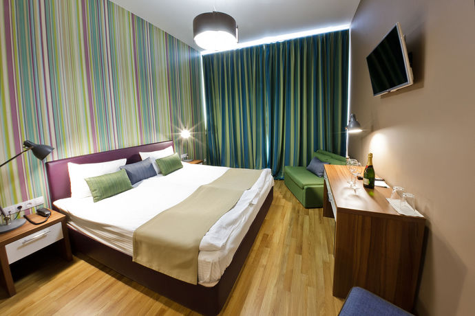 Imagen del bar/restaurante del Hotel Fregat. Foto 4