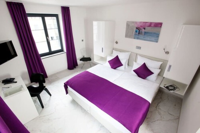 Imagen de la habitación del Hotel Freihof, Prichsenstadt. Foto 13