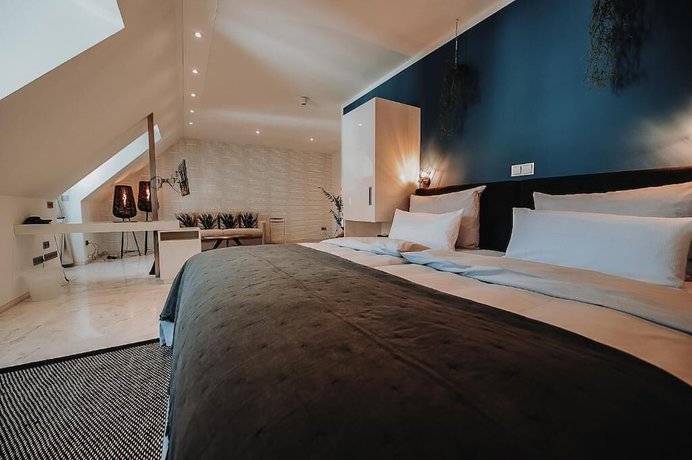 Imagen de la habitación del Hotel Freihof, Prichsenstadt. Foto 16