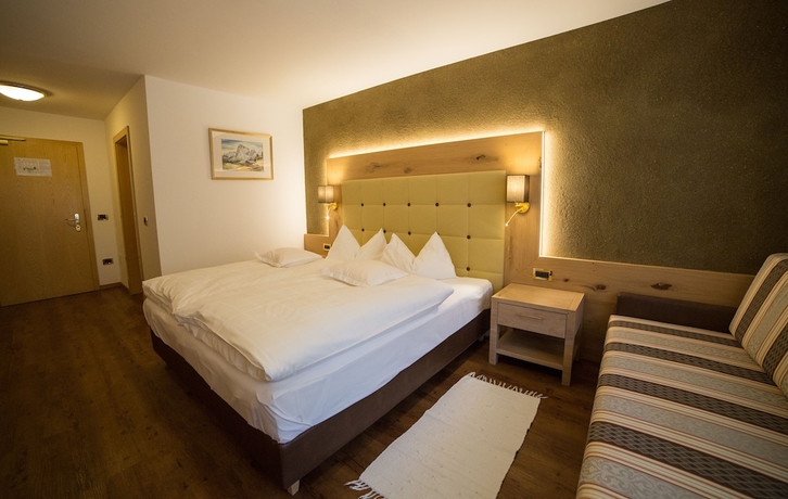 Imagen de la habitación del Hotel Freina. Foto 5