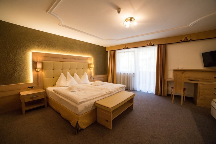 Imagen de la habitación del Hotel Freina. Foto 16