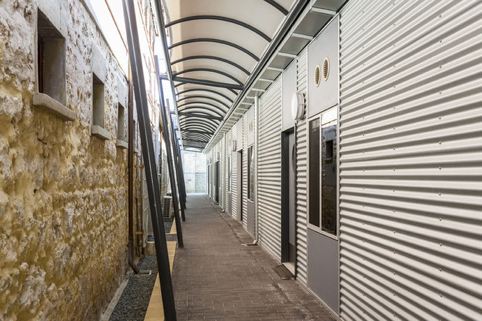 Imagen general del Hotel Fremantle Prison Yha. Foto 2