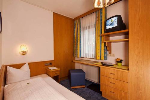 Imagen de la habitación del Hotel Fremdenpension Alpenruhe. Foto 10