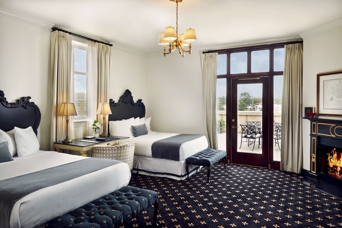 Imagen de la habitación del Hotel French Quarter Inn, Charleston. Foto 3