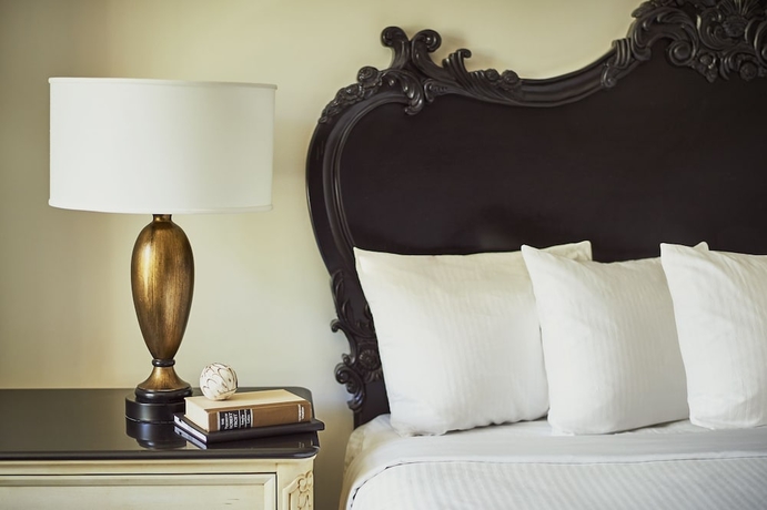 Imagen de la habitación del Hotel French Quarter Inn, Charleston. Foto 7