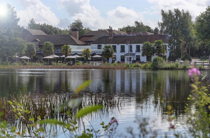 Imagen general del Hotel Frensham Pond Country House and Spa. Foto 1