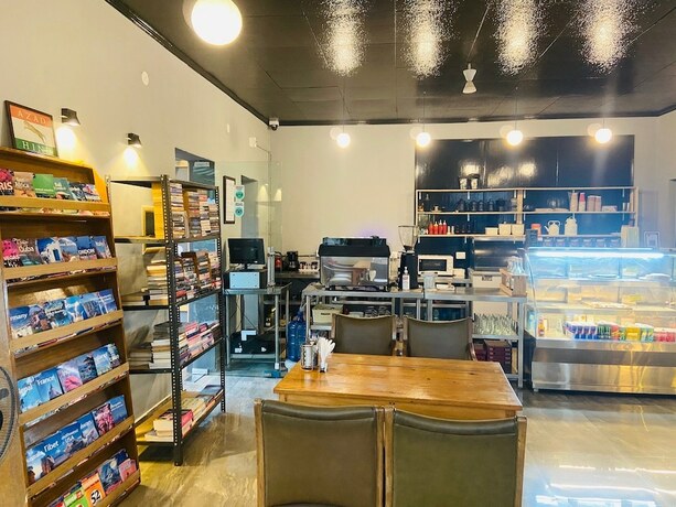 Imagen del bar/restaurante del Hotel Fresco And Residences. Foto 8