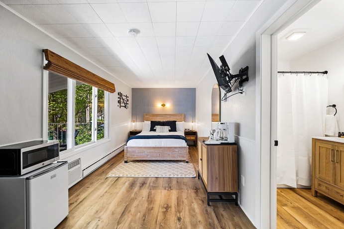 Imagen de la habitación del Hotel Fresh Coast Motel. Foto 1