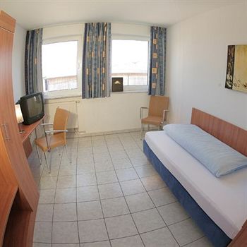 Imagen de la habitación del Hotel Fresh Inn. Foto 3