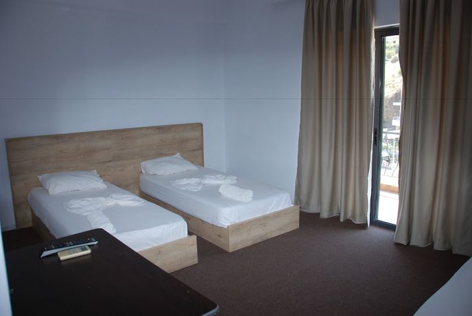 Imagen de la habitación del Hotel Freskia, Gjasht&euml;. Foto 16