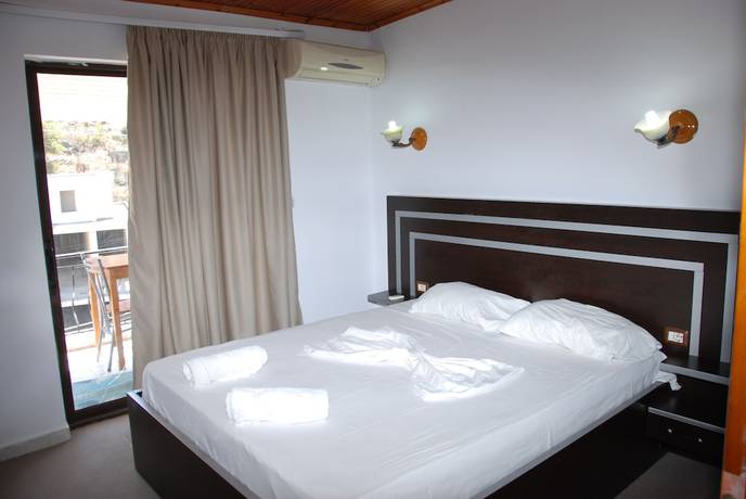 Imagen de la habitación del Hotel Freskia, Gjasht&euml;. Foto 19