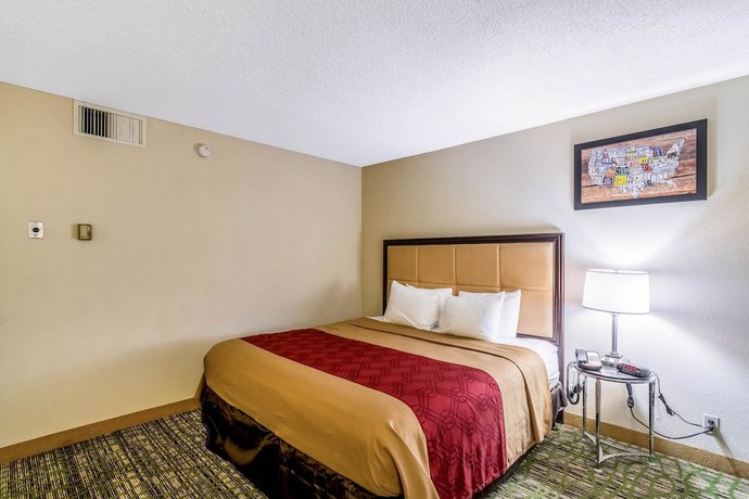 Imagen de la habitación del Hotel Fresno City Inn. Foto 13