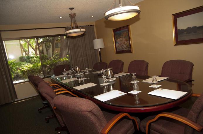 Imagen general del Hotel Fresno. Foto 8