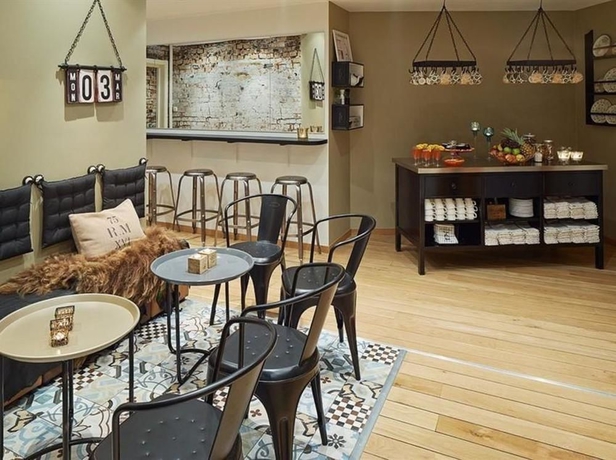 Imagen del bar/restaurante del Hotel Freys. Foto 2