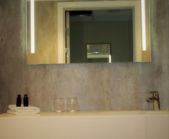 Imagen de la habitación del Hotel Frich´s Express. Foto 19