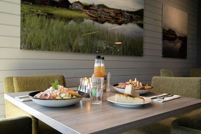 Imagen del bar/restaurante del Hotel Frich\'sl og Spiseri Alvdal. Foto 2