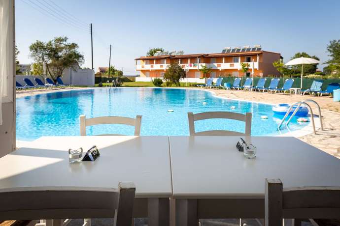 Imagen del bar/restaurante del Hotel Frida Apartments by Checkin. Foto 6