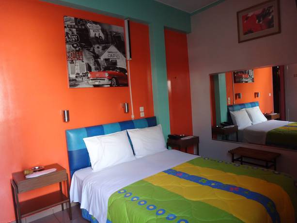 Imagen de la habitación del Hotel Frida, Atenas. Foto 14
