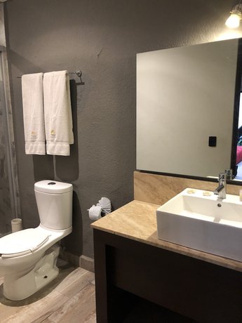 Imagen de la habitación del Hotel Frida, Centro Hist&oacute;rico de Puebla. Foto 5
