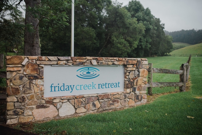 Imagen de los interiores del Hotel Friday Creek Retreat. Foto 19