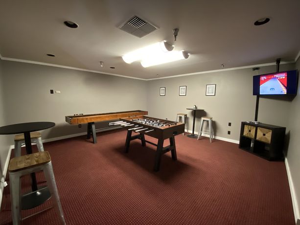 Imagen de los interiores del Hotel Friday Harbor Suites. Foto 16