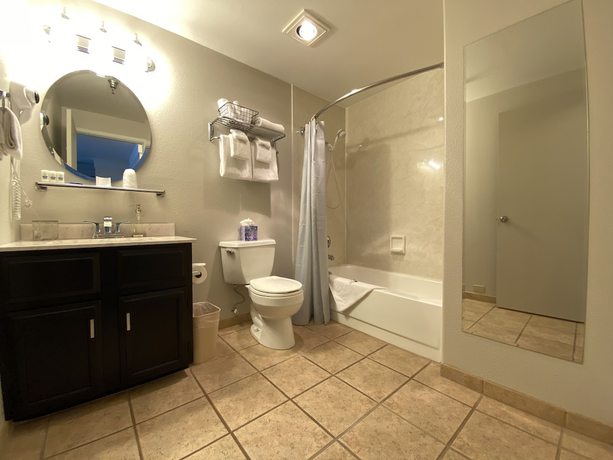 Imagen de la habitación del Hotel Friday Harbor Suites. Foto 8